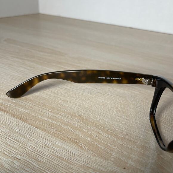 Ray-Ban RB2132 New Wayfarer 902 Sunglasses Tortoise Frames Only 55-18 Italy - Picture 4 of 10